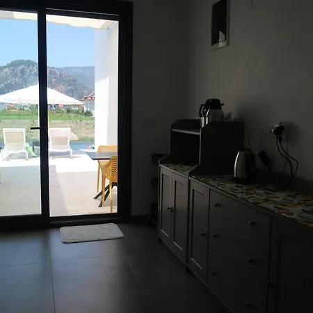 Bed and Breakfast Lemon Garden *
